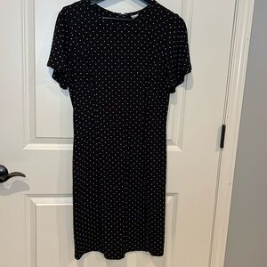 Old Navy women’s dress.